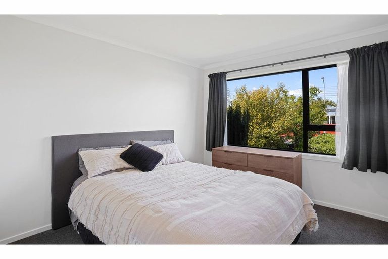 Photo of property in 5 Carbine Place, Sockburn, Christchurch, 8042