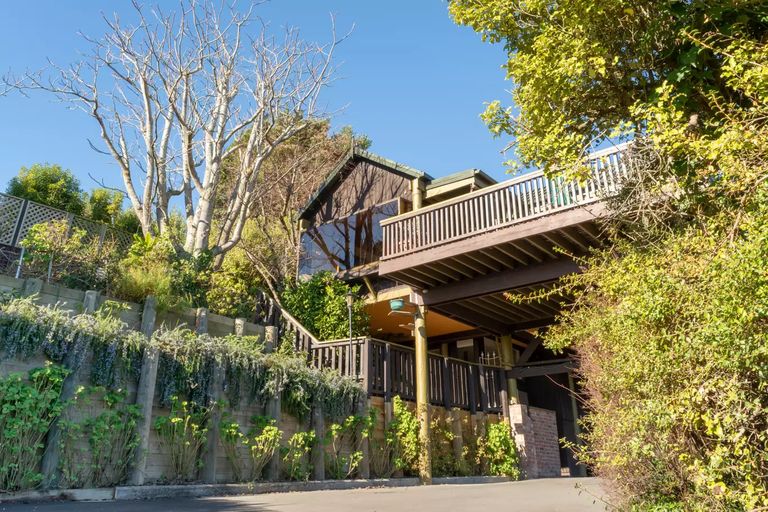 Photo of property in 17a Sunvale Terrace, Cashmere, Christchurch, 8022