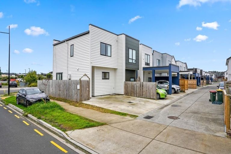 Photo of property in 2 Kairakau Street, Takanini, 2110