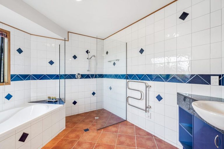 Photo of property in 30 Galliard Way, Kauri, 0185