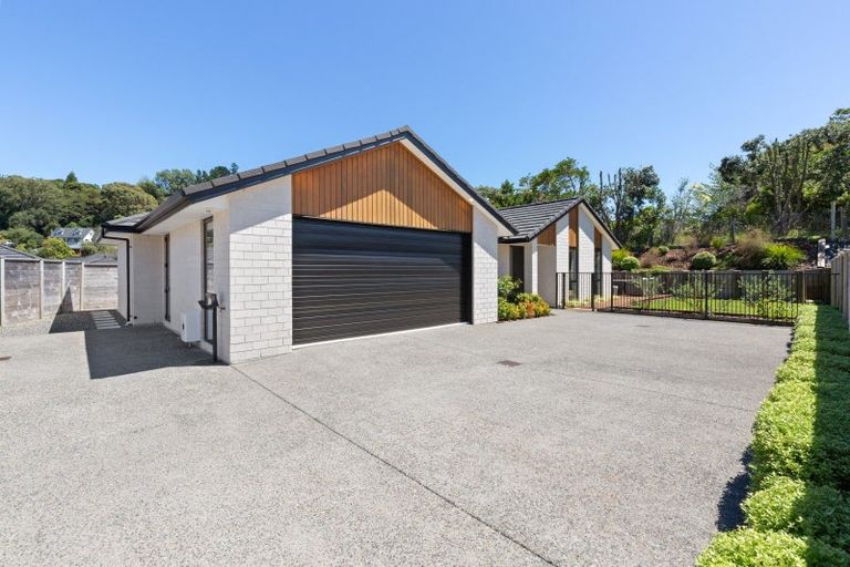 Photo of property in 6 Martingale Drive, Whitby, Porirua, 5024