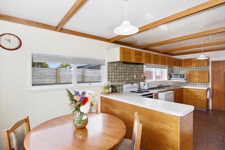 Photo of property in 34 Munro Street, Redwood, Christchurch, 8051