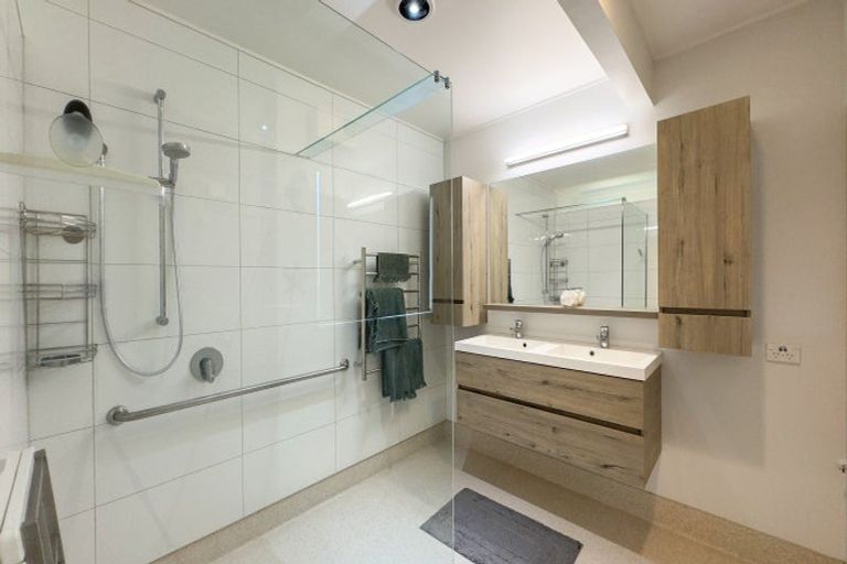 Photo of property in 28a Cooper Street, Pukekohe, 2120