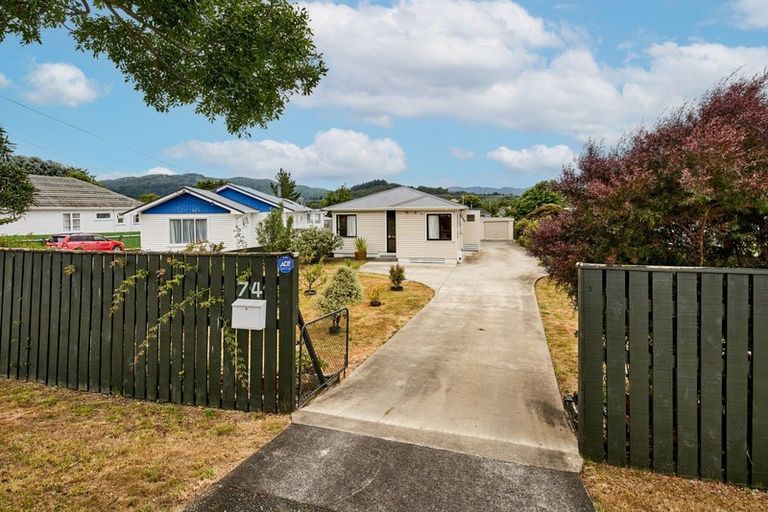 Photo of property in 74 Wainuiomata Road, Wainuiomata, Lower Hutt, 5014
