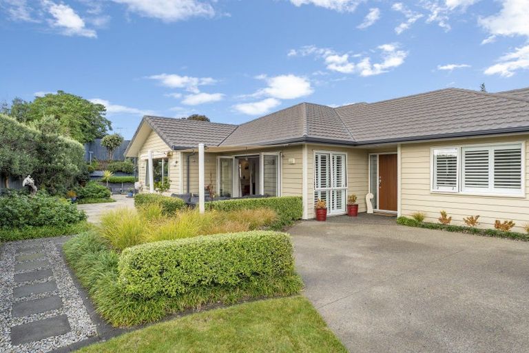 Photo of property in 11 Byron Brown Place, Otaki Beach, Otaki, 5512