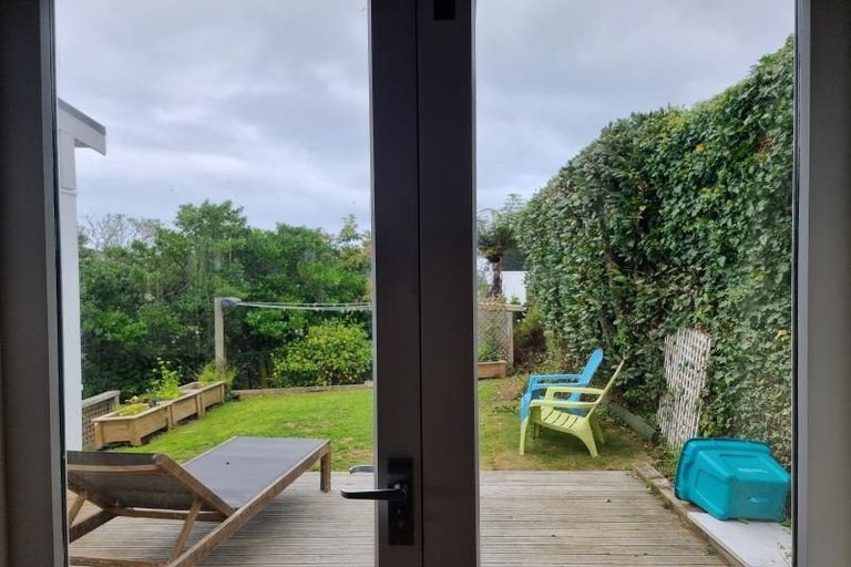 Photo of property in 35 Chilka Street, Berhampore, Wellington, 6023