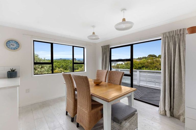 Photo of property in 12 Ash Place, Whalers Gate, New Plymouth, 4310