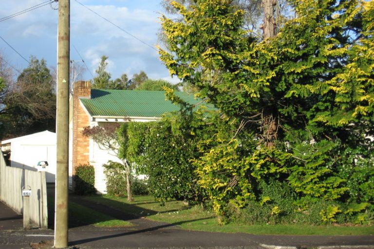 Photo of property in 64 Knighton Road, Hillcrest, Hamilton, 3216