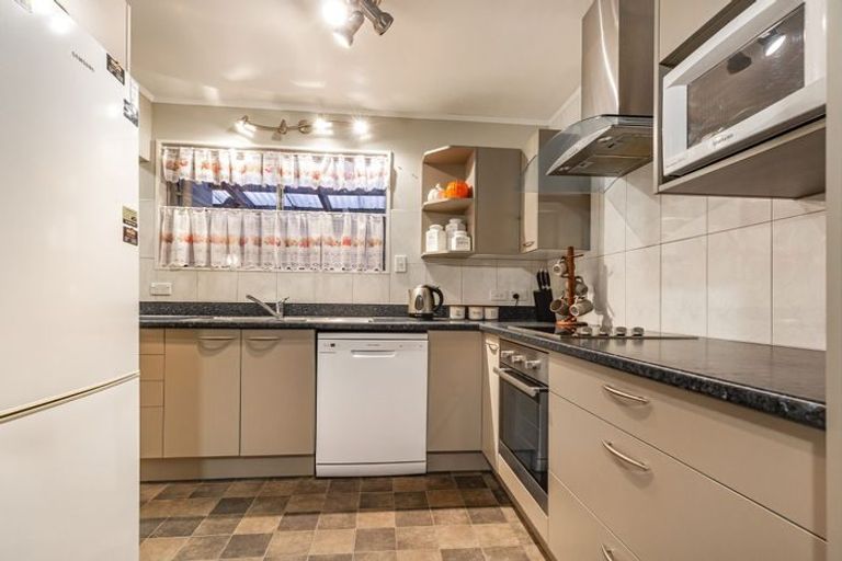 Photo of property in 1/71 Larsen Crescent, Tawa, Wellington, 5028