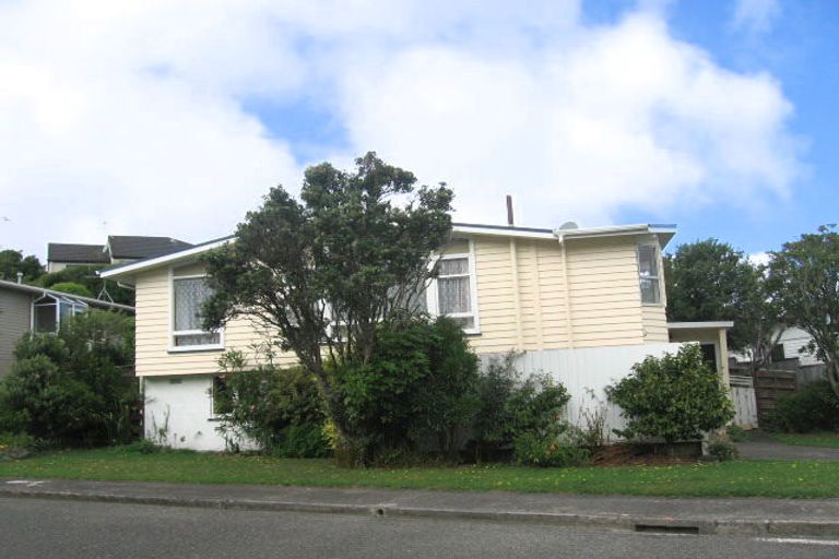 Photo of property in 73 Amapur Drive, Ngaio, Wellington, 6035