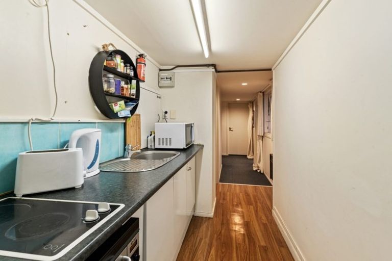 Photo of property in 1/38a Norwood Road, Bayswater, Auckland, 0622