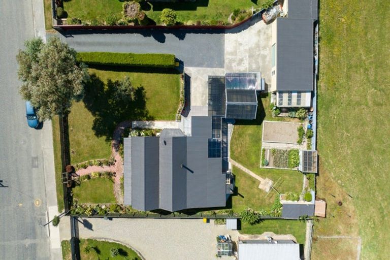 Photo of property in 79 Northumberland Street, Tapanui, 9522