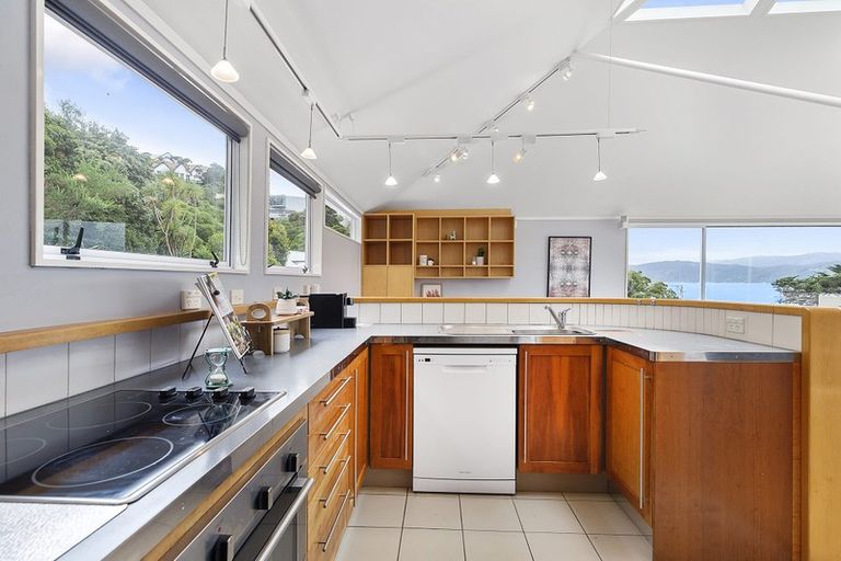 Photo of property in 90b Awa Road, Seatoun, Wellington, 6022