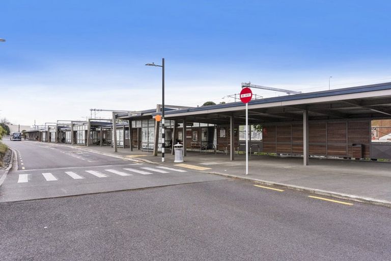 Photo of property in 44 Taukahiwi Road, Pukekohe, 2120