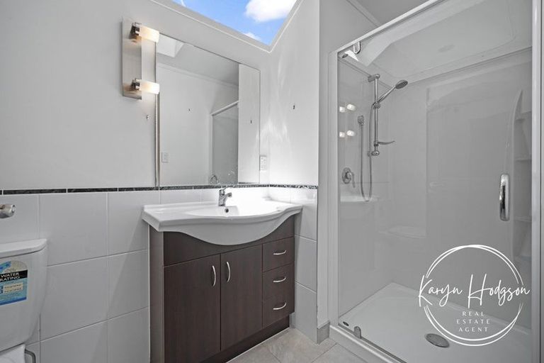 Photo of property in 87 Hurndall Street East, Maungaturoto, 0520