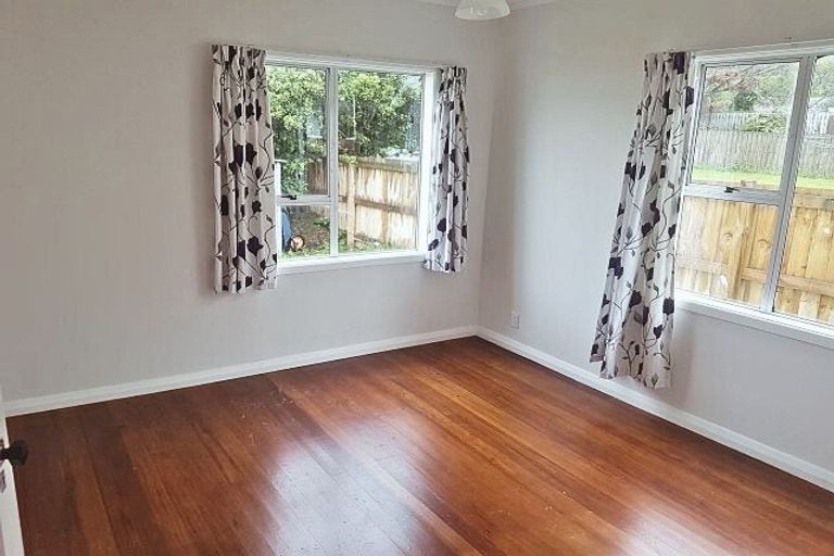 Photo of property in 29a-b Loongana Street, Waitangirua, Porirua, 5024