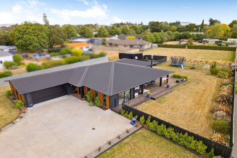 Photo of property in High Street South, Carterton, 5713