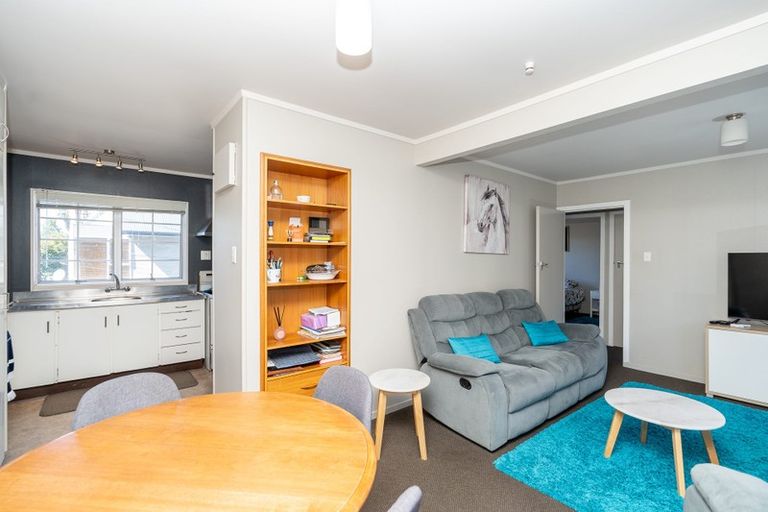 Photo of property in 6/1243 Victoria Street, Whitiora, Hamilton, 3200