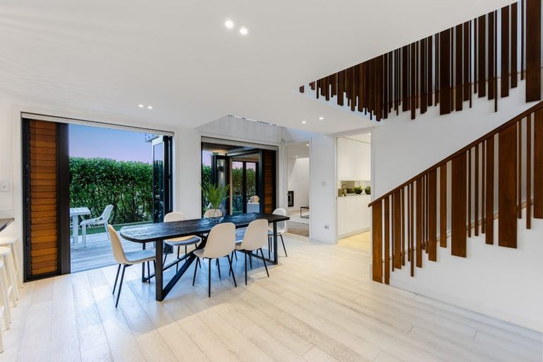 Photo of property in 11 Tuatini Place, Long Bay, Auckland, 0630