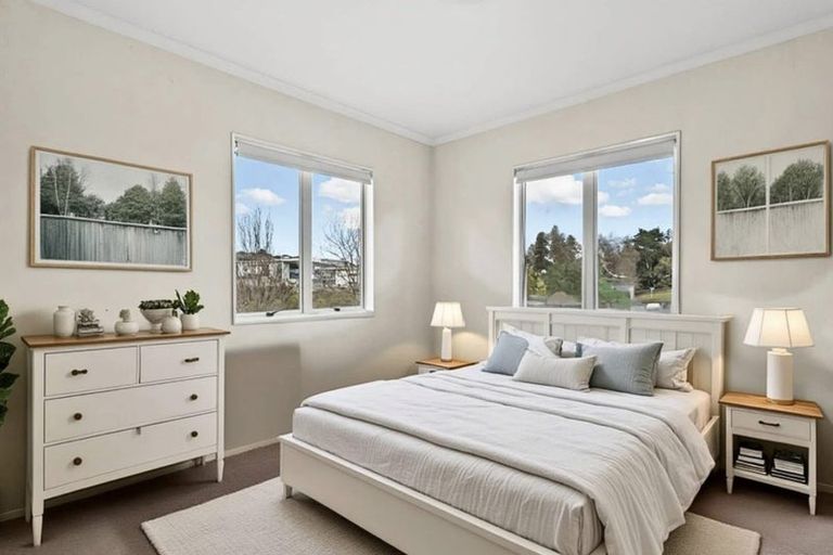 Photo of property in 10 Mission Heights Drive, Flat Bush, Auckland, 2016