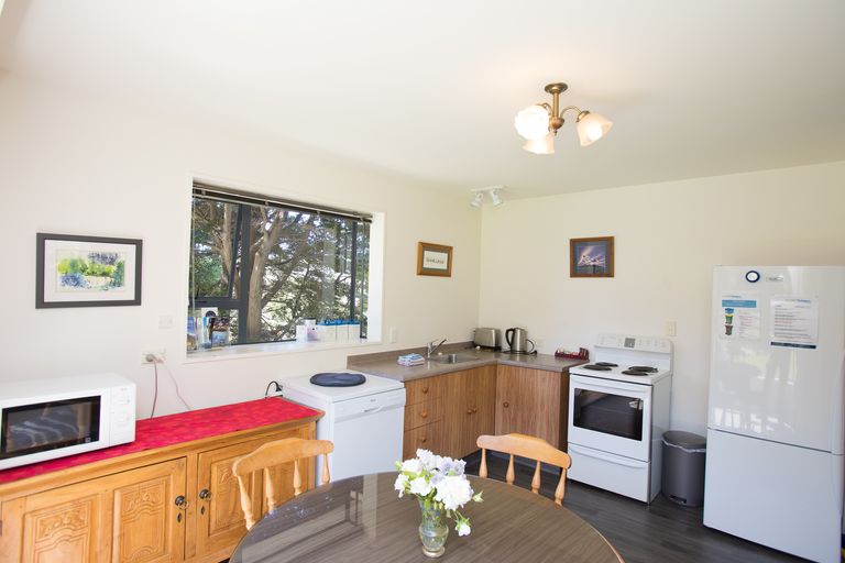 Photo of property in 7 Pioneer Drive, Lake Tekapo, 7999