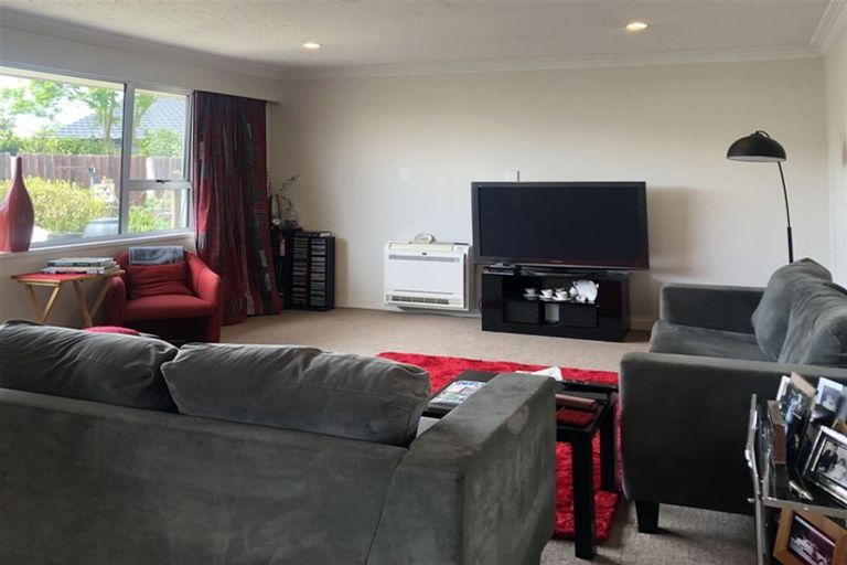 Photo of property in 2/4 Roker Street, Somerfield, Christchurch, 8024