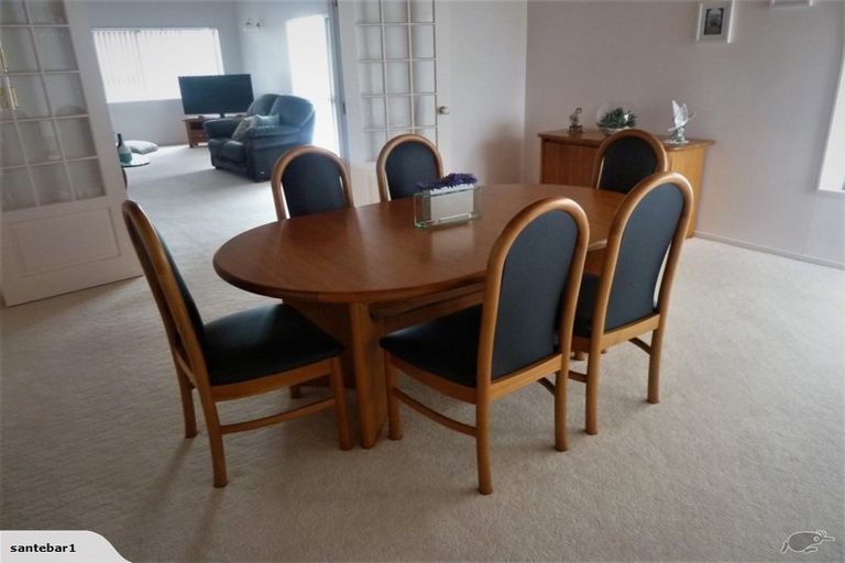 Photo of property in 30 Molyneux Close, Whitby, Porirua, 5024