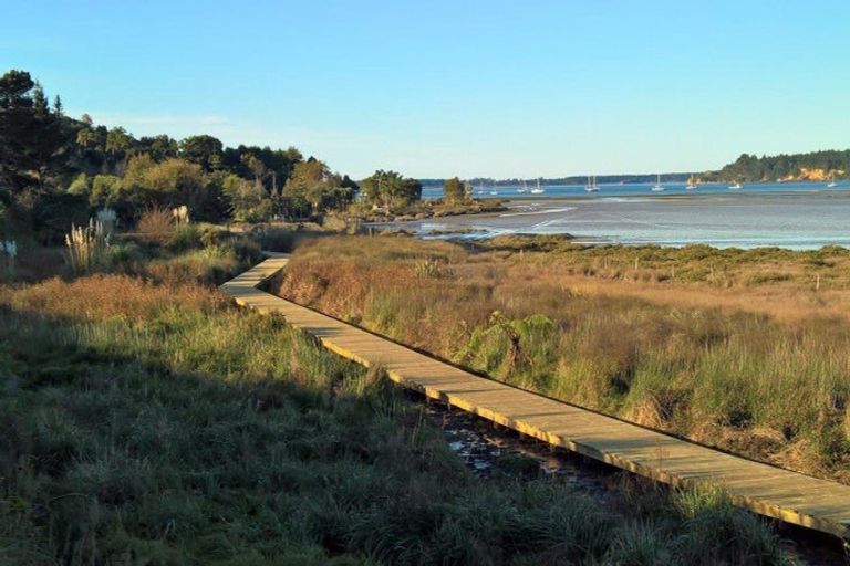 Photo of property in 112 Hamurana Road, Omokoroa, 3114