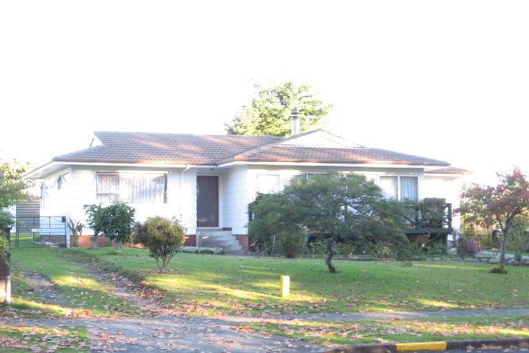 Photo of property in 88 Aotea Crescent, Tokoroa, 3420