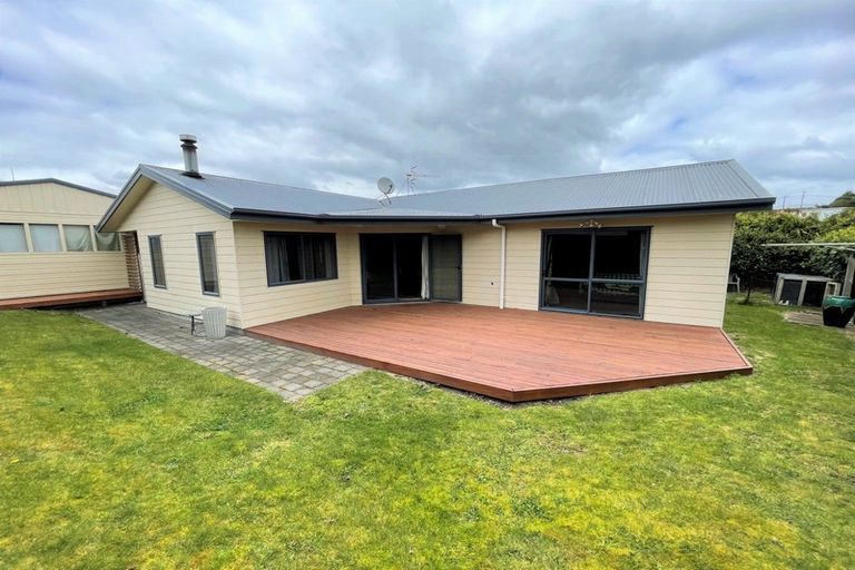 Photo of property in 2/127 Elizabeth Street, Tauhara, Taupo, 3330