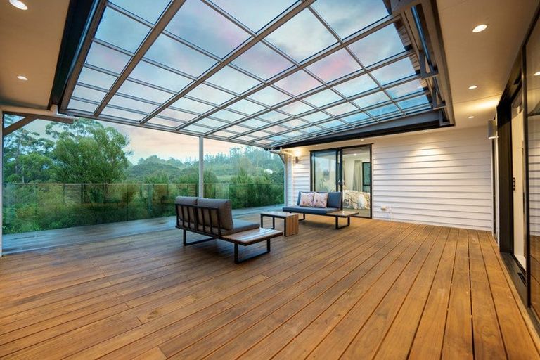 Photo of property in 7 Kaimai Avenue, Massey, Auckland, 0614