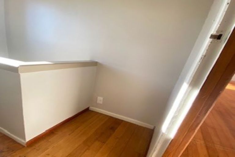 Photo of property in 14 Lanigan Street, Birkdale, Auckland, 0626