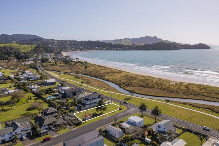 Photo of property in 76 Buffalo Beach Sh25 Road, Whitianga, 3510