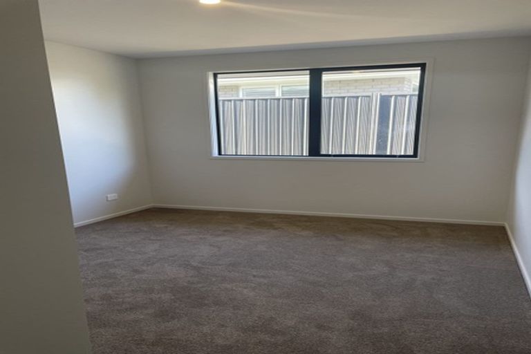 Photo of property in 16 Kauri Lane, Omokoroa, 3114