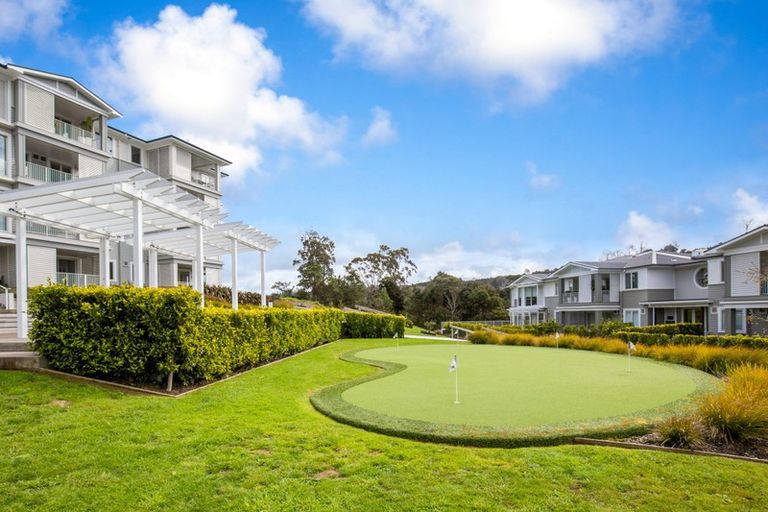 Photo of property in 109 Panorama Heights, Orewa, 0931
