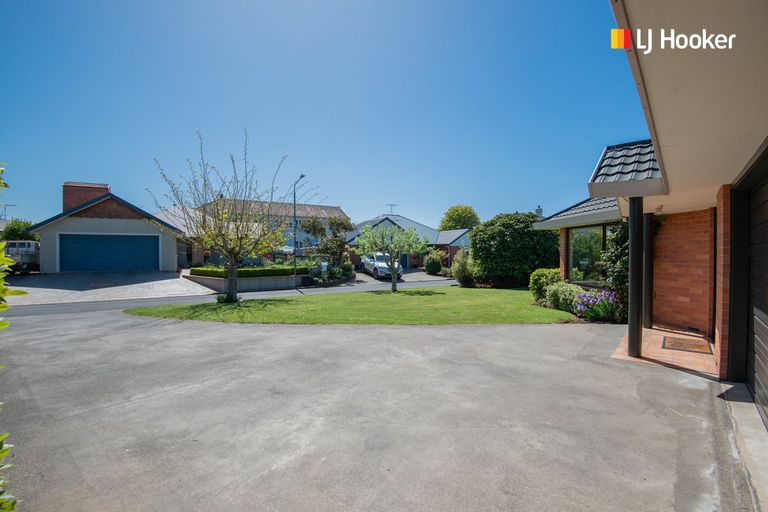 Photo of property in 10 Bishop Verdon Close, Mosgiel, 9024
