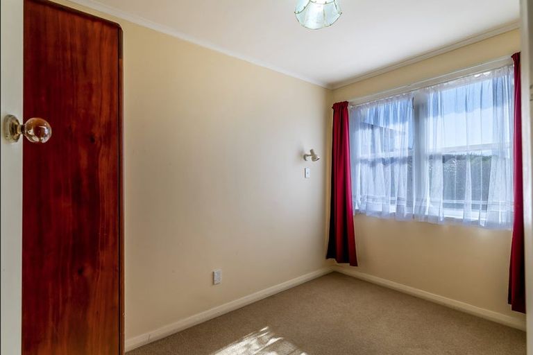 Photo of property in 47a Glengarry Road, Glen Eden, Auckland, 0602