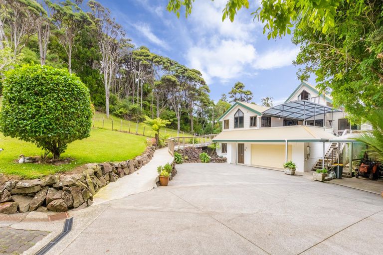 Photo of property in 133 Caton Road, Waitakere, Auckland, 0782