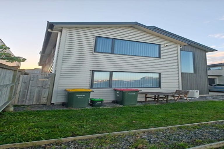 Photo of property in 148 Hobsonville Road, Hobsonville, Auckland, 0618