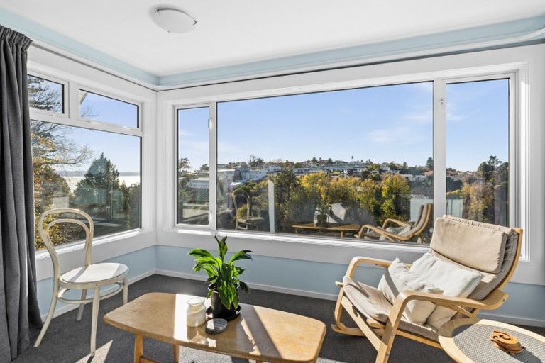 Photo of property in 23 Fitzroy Road, Bluff Hill, Napier, 4110