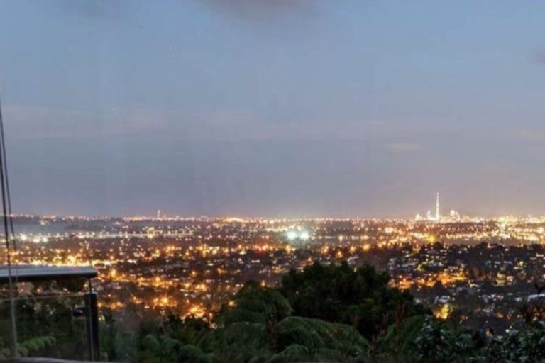 Photo of property in 39 Tawini Road, Titirangi, Auckland, 0604