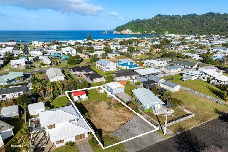 Photo of property in 210 Hauturu Street, Whangamata, 3620