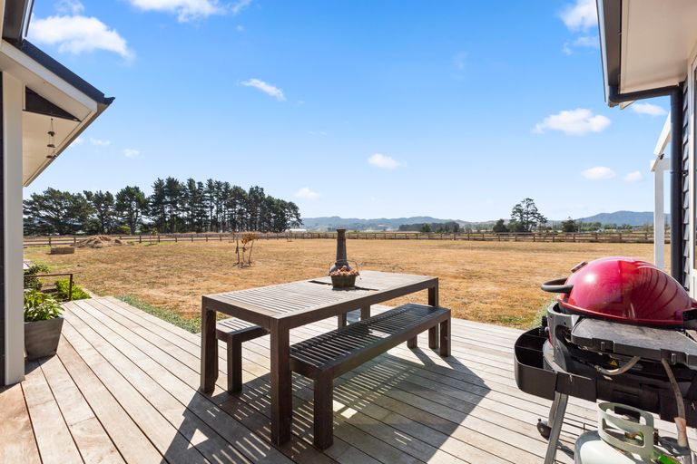 Photo of property in 6 Diane Place, Te Kowhai, Hamilton, 3288