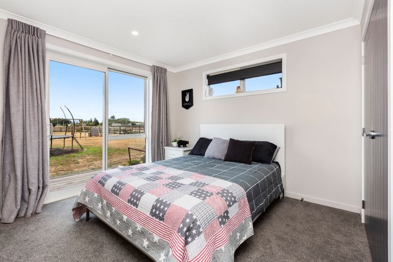 Photo of property in 6 Diane Place, Te Kowhai, Hamilton, 3288