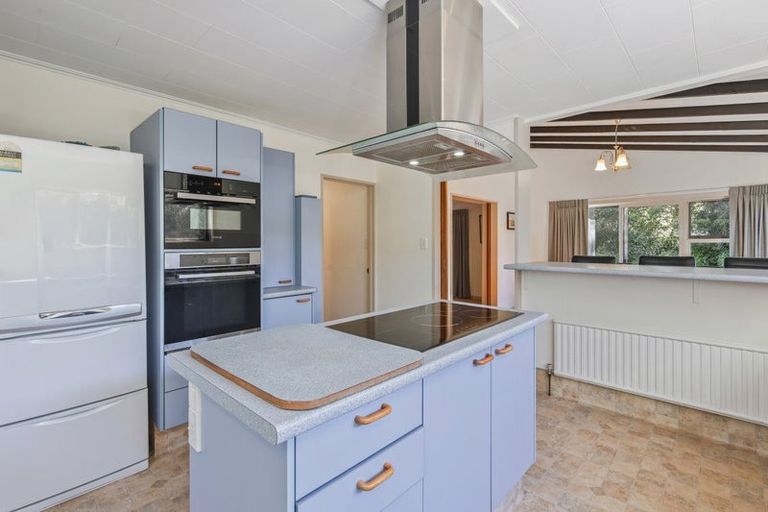 Photo of property in 14 Banks Place, Rangiora, 7400