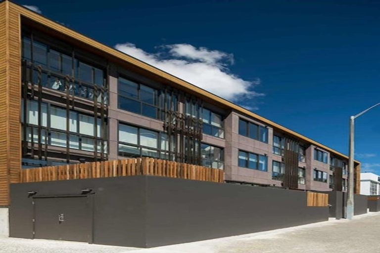 Photo of property in Vedado Apartments, 208/41 Hopper Street, Mount Cook, Wellington, 6011