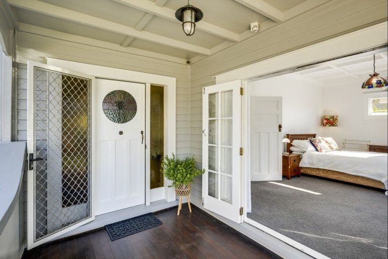 Photo of property in 128 Vigor Brown Street, Napier South, Napier, 4110