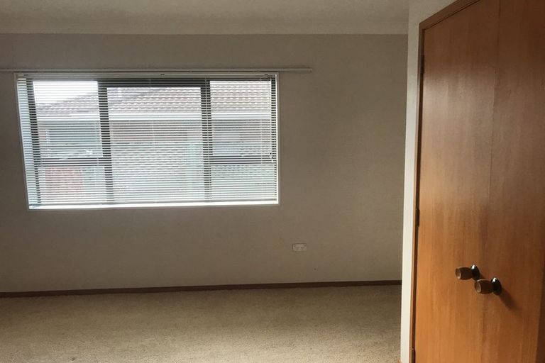 Photo of property in 6a Reidy Place, Pukekohe, 2120