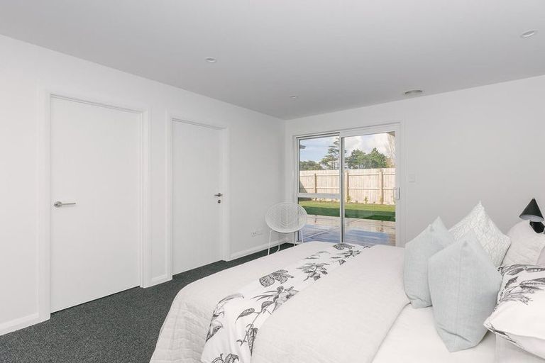 Photo of property in 42 Freedom Drive, Kelvin Grove, Palmerston North, 4414