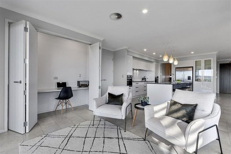 Photo of property in 38 Holyoake Terrace, Omokoroa, 3114